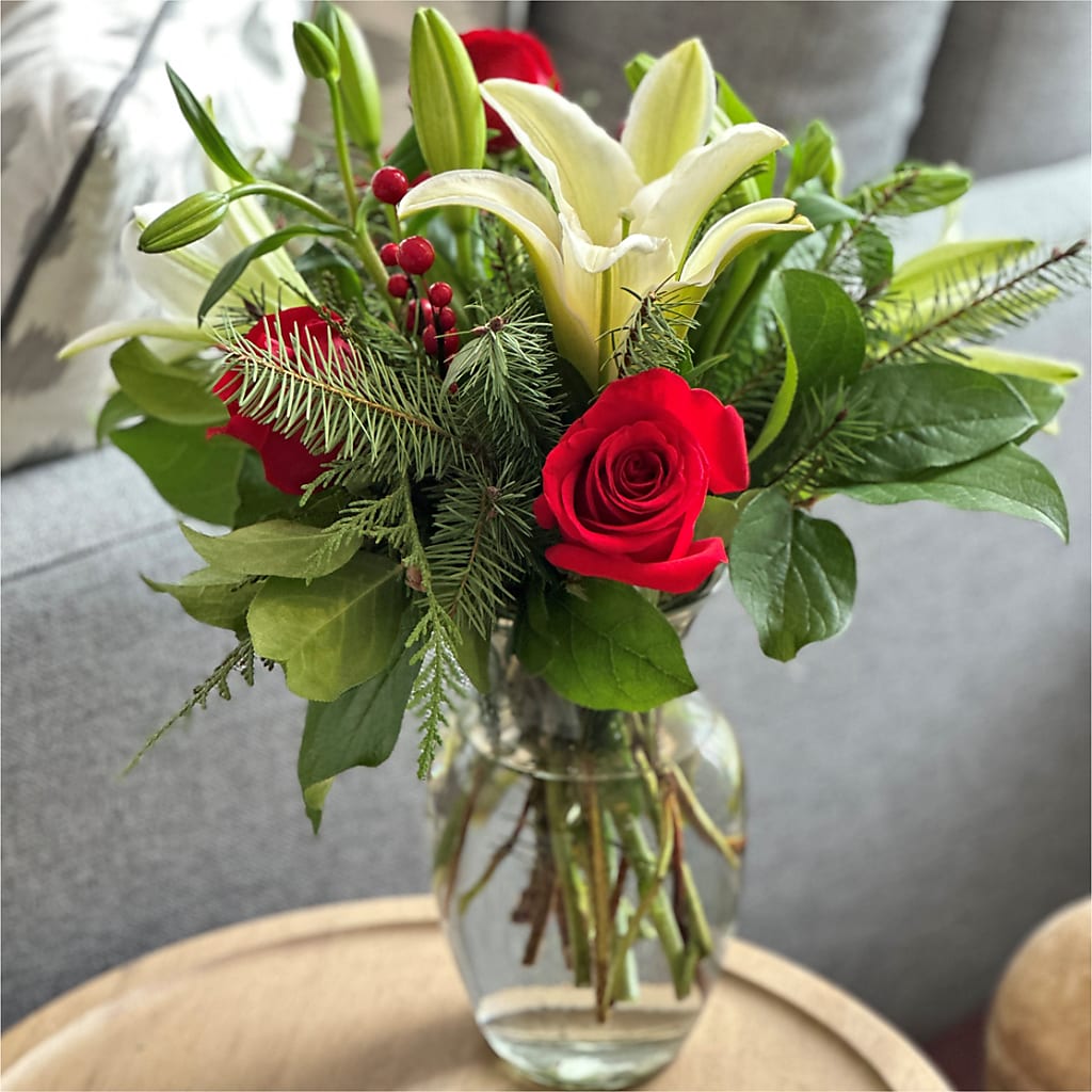 Sparkling Snowflakes Bouquet – Safeway Norcal, Pleasanton CA