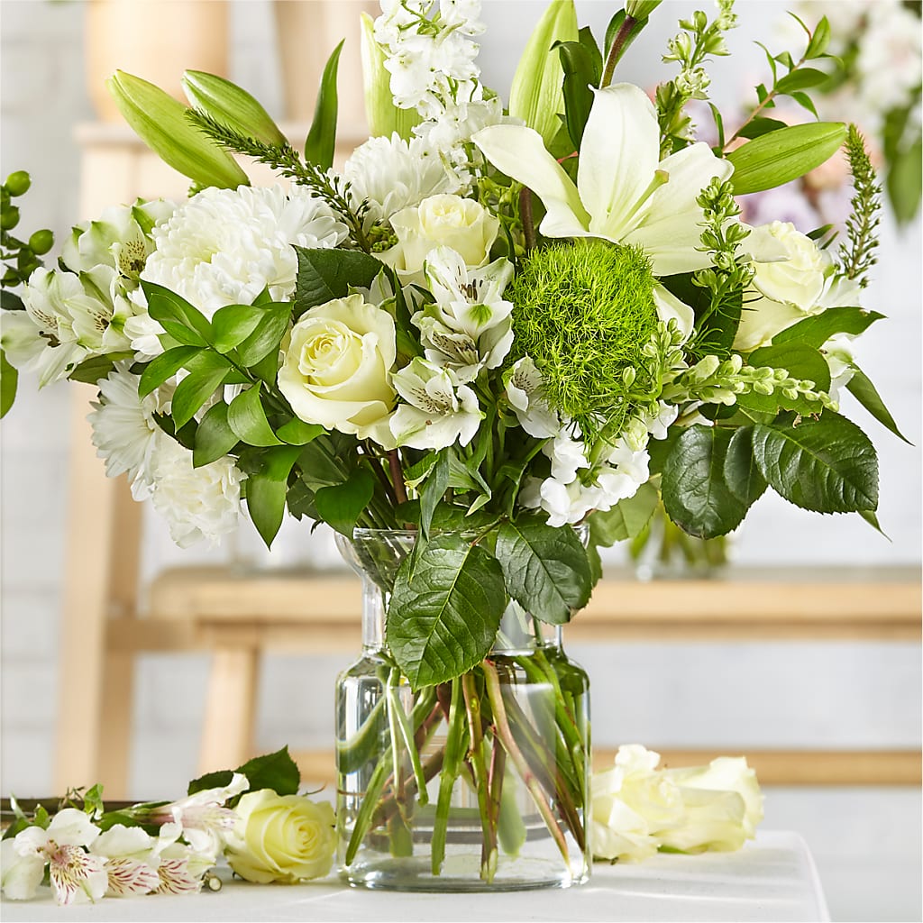 Classic Ivory – A Florist Original – Safeway Norcal, Pleasanton CA
