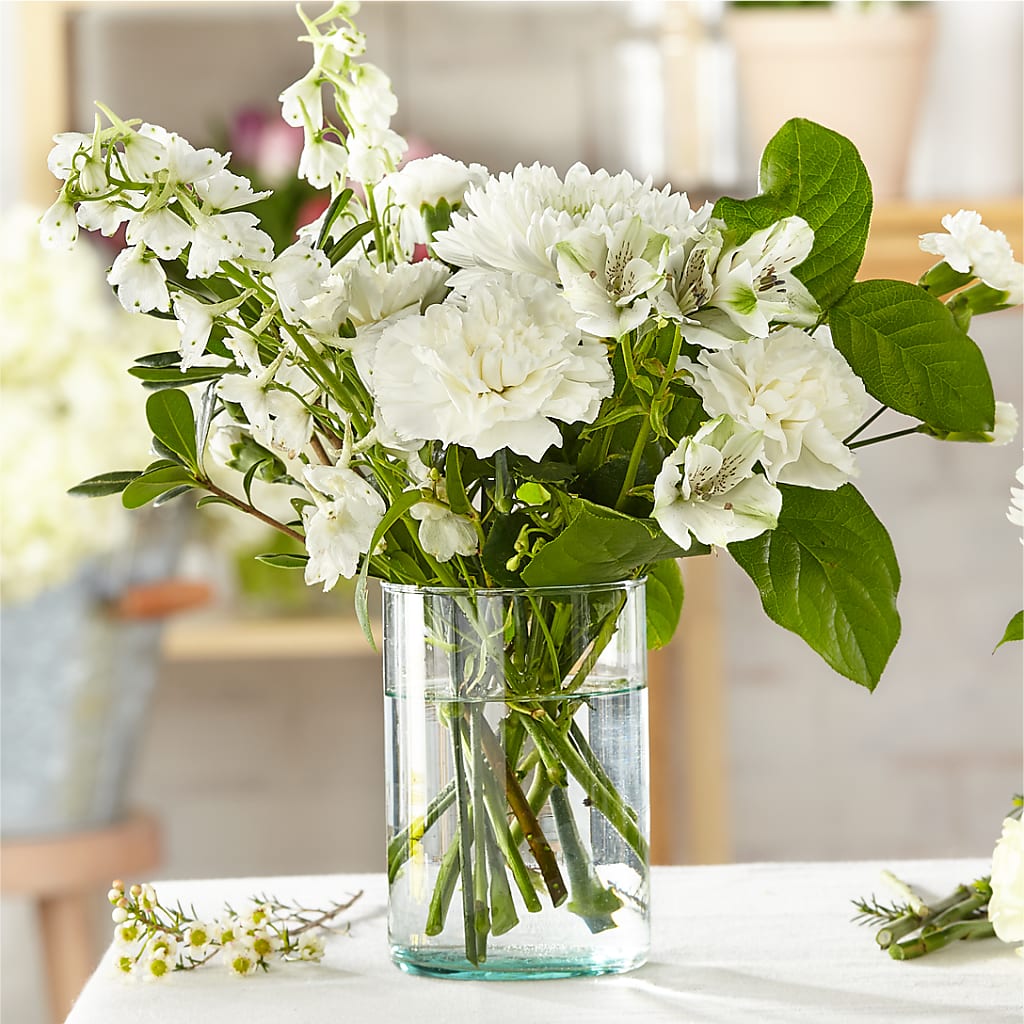 Classic Ivory – A Florist Original – Safeway Norcal, Pleasanton CA