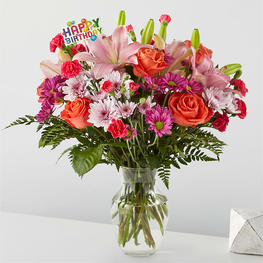 Light of My Life Bouquet & Happy Birthday Topper – Safeway Norcal, Pleasanton CA