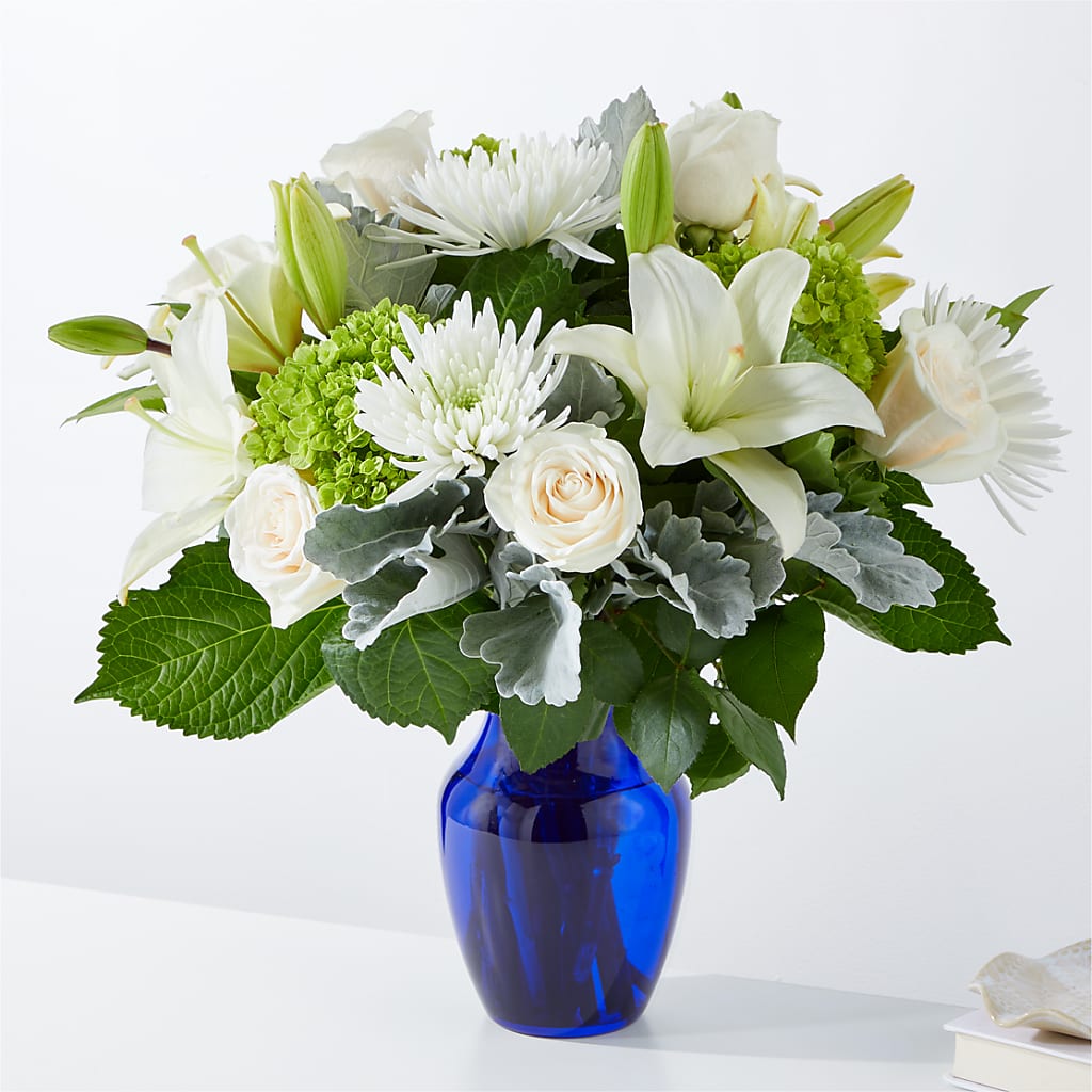 Snowy Dreams Bouquet – Safeway Norcal, Pleasanton CA